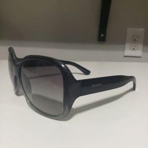 PRADA vintage Y2K Oversized Sunglasses